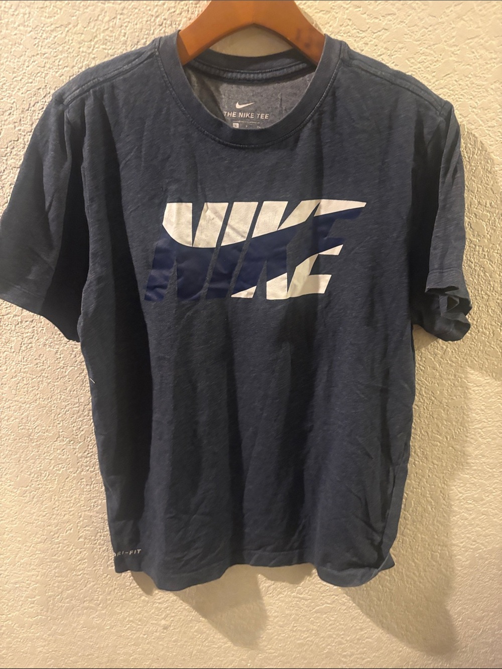 Nike Short Sleeve Navy Graphic Logo Tee